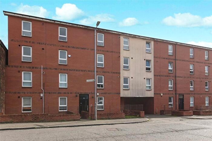 2 Bedroom Flat For Sale In Maukinfauld Road, Tollcross, Glasgow, G32