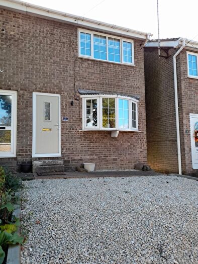 2 Bedroom Town House To Rent In Old Hall Close, Bramley, Rotherham, S66