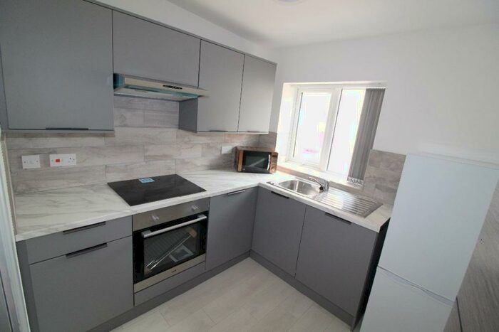 2 Bedroom Apartment To Rent In Fylde Road, Unit Apt Student Village-Fm, Preston, Lancashire, PR1