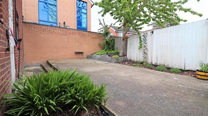 1 Bedroom Flat To Rent In Oxford Road, Reading, Berkshire, RG30