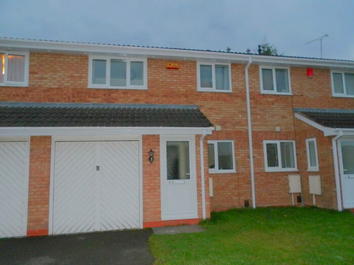 3 Bedroom Property To Rent In &#;pppw, Falcon Close, Lenton, NG7