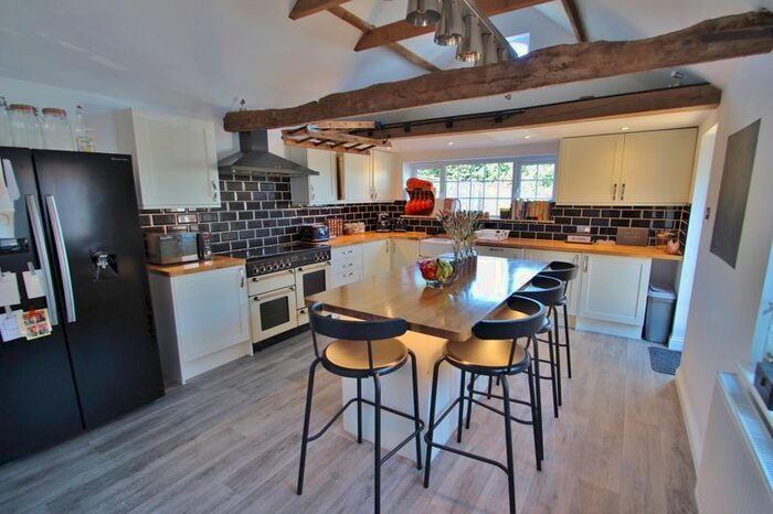 3 Bedroom Terraced House For Sale In East Street, Mayfield, TN20