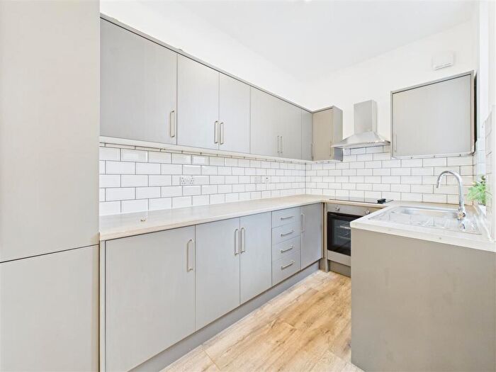 3 Bedroom Terraced House For Sale In Woodstock Road, Sheffield, S7