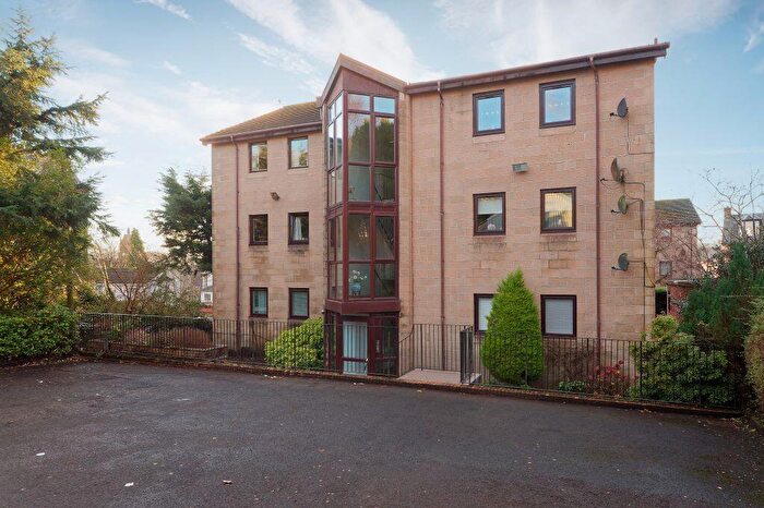 2 Bedroom Flat For Sale In High Street, Kilmacolm, PA13