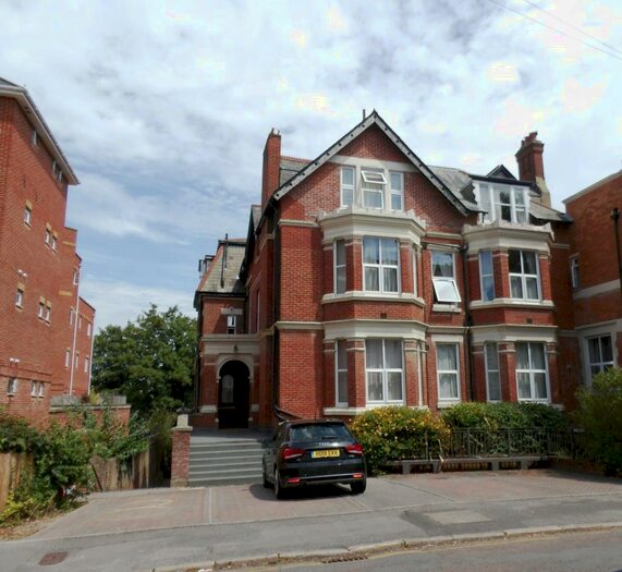 2 Bedroom Flat To Rent In Norwich Avenue West, Bournemouth, BH2
