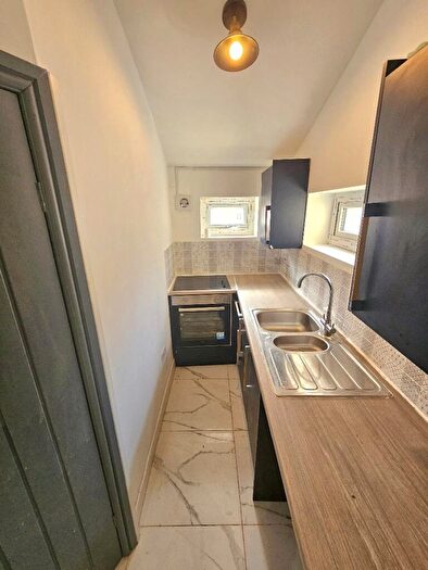 2 Bedroom Block Of Apartments For Sale In Stockport Road West, Bredbury, Stockport, SK6