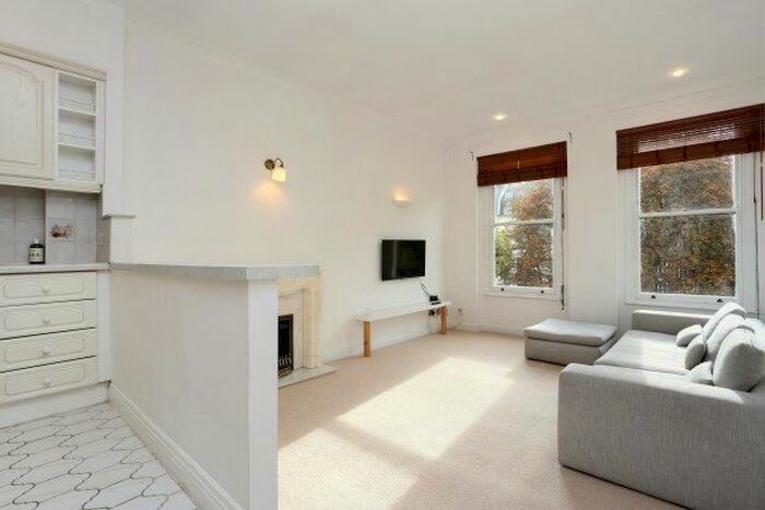 2 Bedroom Flat To Rent In Courtfield Road, London, SW7