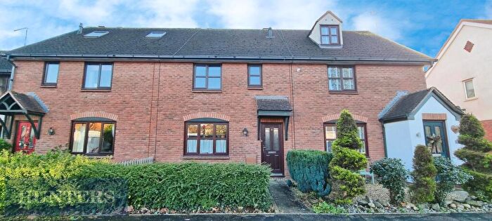 3 Bedroom Terraced House To Rent In Grasslands Drive, Exeter, EX1