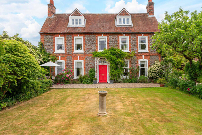 6 Bedroom Detached House For Sale In Wharf Road Shillingford Wallingford, Oxfordshire, OX10