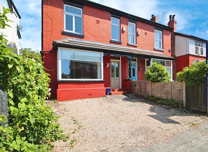 3 Bedroom Semi-Detached House For Sale In Beech Avenue, Manchester, M22