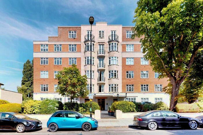2 Bedroom Apartment For Sale In William Court, Hall Road, London, NW8