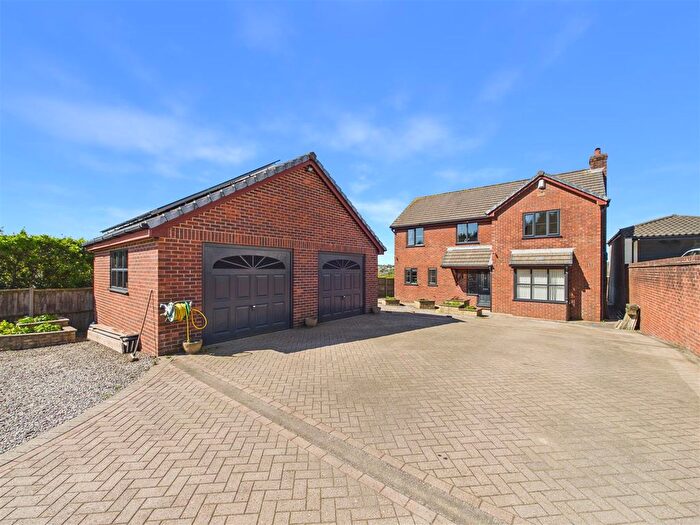 4 Bedroom Detached House For Sale In Deans Walk, Harrow Hill, Drybrook, GL17
