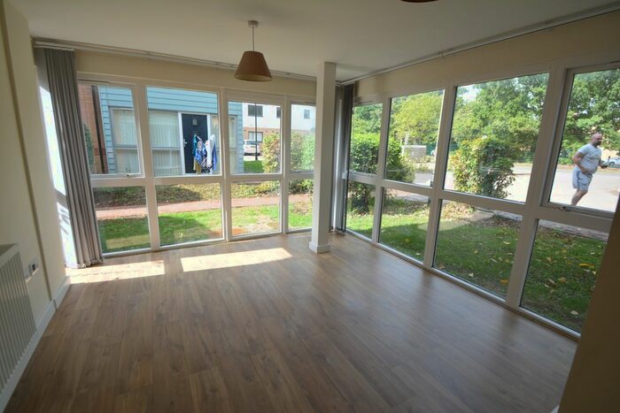2 Bedroom Flat To Rent In Bretton Green, Peterborough, PE3