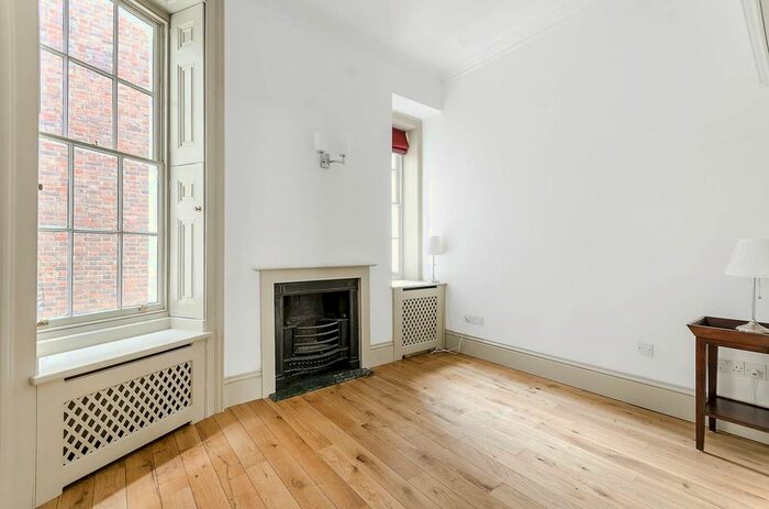 1 Bedroom Flat To Rent In Manchester Street, Marylebone, London, W1U