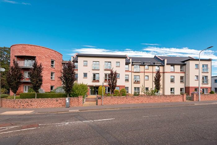 1 Bedroom Flat For Sale In Tantallon Court, North Berwick, EH39