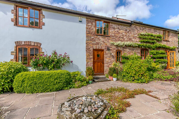 3 Bedroom Barn Conversion For Sale In Barn Conversion With Annexe And Approx . Acres, HR9