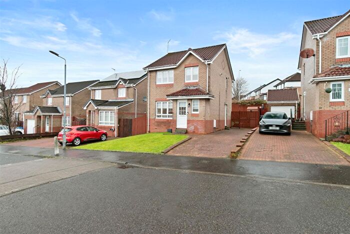 3 Bedroom Detached House For Sale In Bute Crescent, Old Kilpatrick, G60
