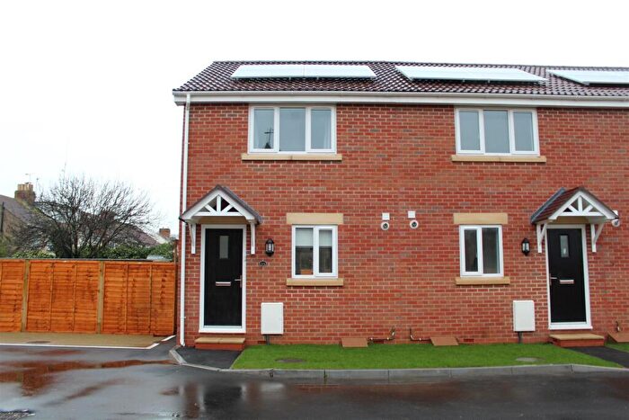 2 Bedroom Semi Detached House To Rent In Baytree Road, Weston-Super-Mare, North Somerset, BS22