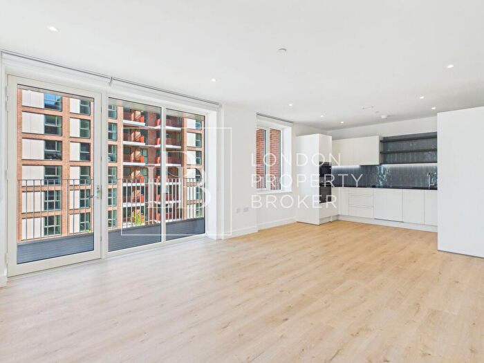 2 Bedroom Apartment To Rent In Hopper House, Lombard Square, SE28