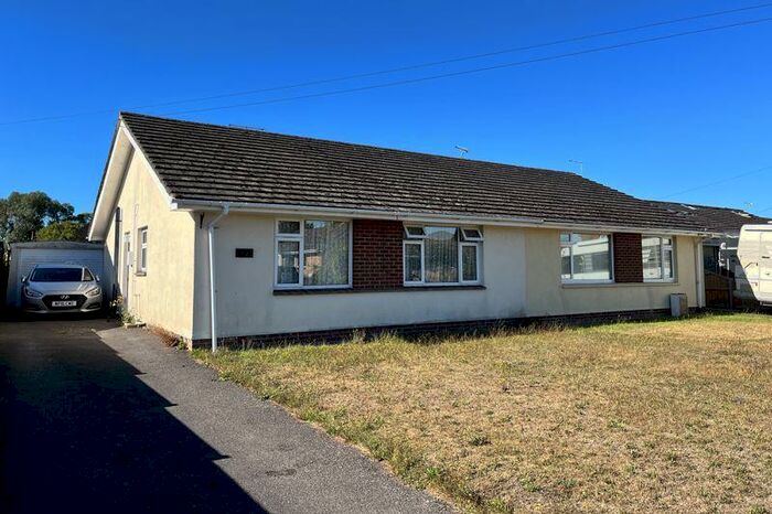 2 Bedroom Semi-Detached Bungalow To Rent In East Burton, BH20