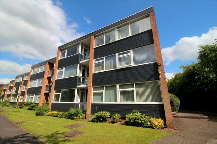 2 Bedroom Apartment To Rent In Hampton Lane, Solihull, West Midlands, B91