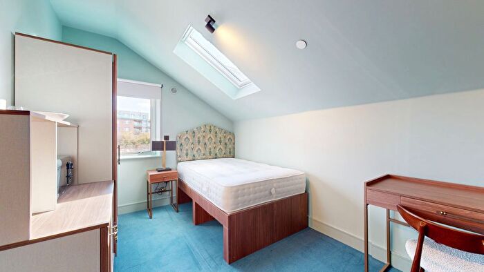 Studio To Rent In Cheshire Street, London, E2