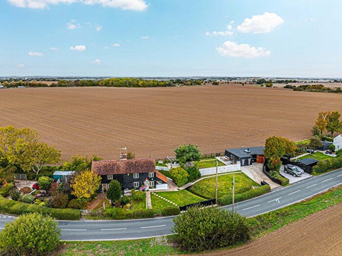 3 Bedroom Semi-Detached House For Sale In Pear Tree Cottages, Southend-On-Sea, SS3