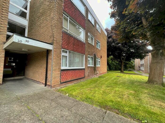 Studio To Rent In Savoy Close, Birmingham, B32