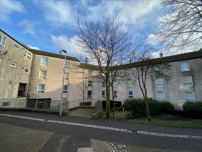2 Bedroom Apartment To Rent In Ellisland Road, Cumbernauld, G67