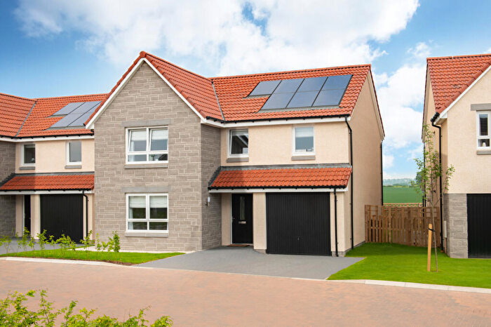 4 Bedroom Detached House For Sale In East Calder, EH53