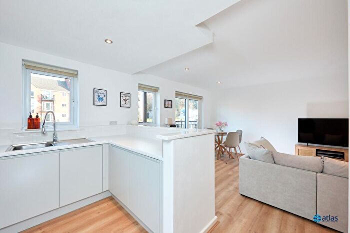 2 Bedroom Flat For Sale In Ellerman Road, Brunswick Dock, L3
