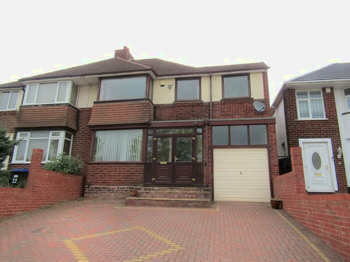 4 Bedroom Semi-Detached House To Rent In Scott Road, Great Barr, B43