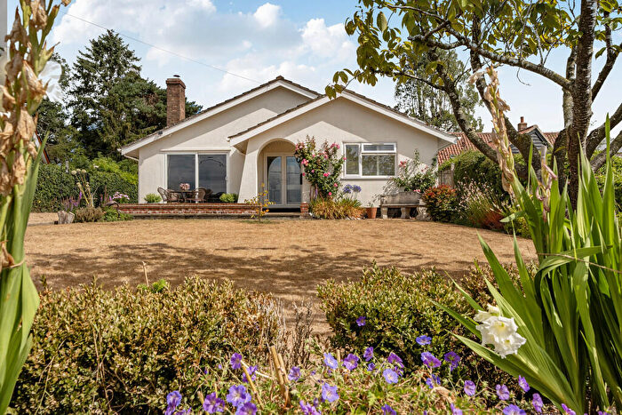 2 Bedroom Detached Bungalow For Sale In Pecks Lane, Edgefield, Norfolk, NR24