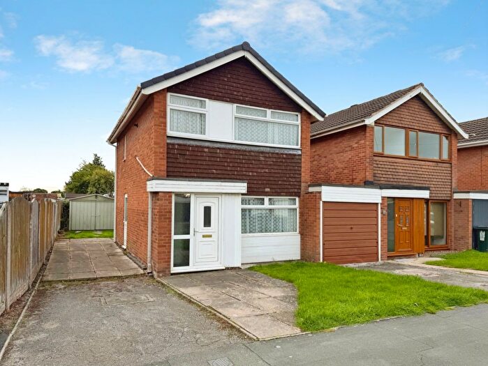 3 Bedroom Detached House For Sale In Capenhurst Lane, Whitby, CH65