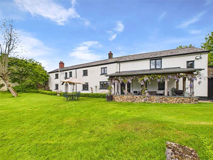 5 Bedroom Detached House For Sale In Sheepwash, Beaworthy, Devon, EX21