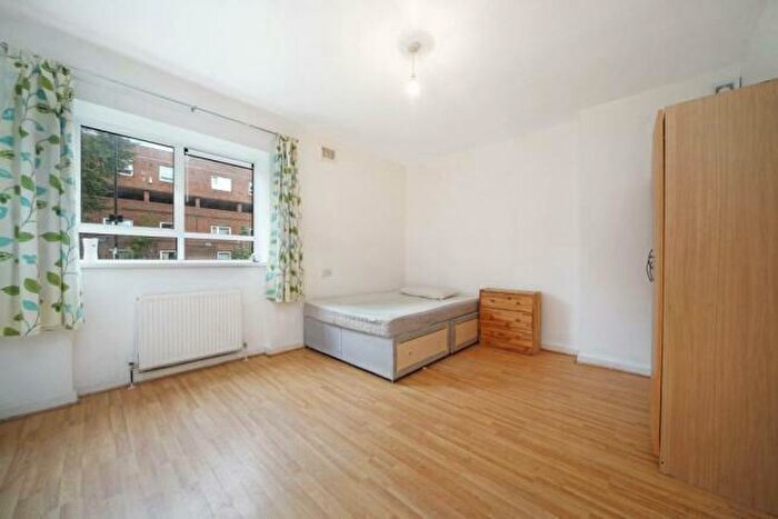 3 Bedroom Apartment To Rent In Kingsley House, Brecknock Road, Tufnell Park, N19