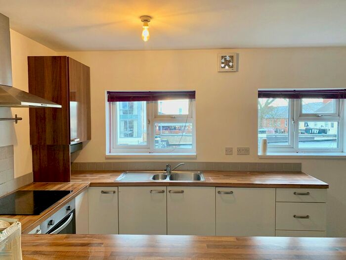 2 Bedroom Flat To Rent In Durham Road, Birtley, Chester Le Street, County Durham DH3