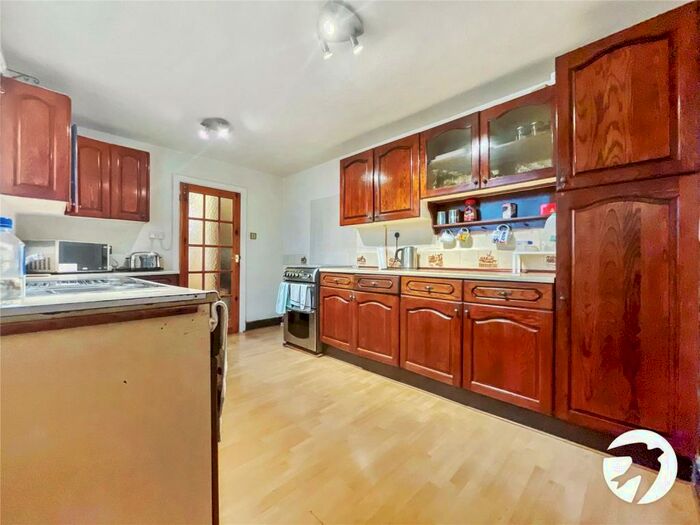 3 Bedroom Terraced House To Rent In Winifred Road, Erith, DA8