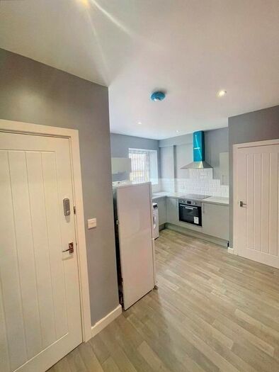 3 Bedroom Flat To Rent In Holmeside, Sunderland, SR1