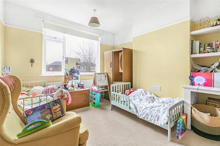 3 Bedroom Terraced House For Sale In Howard Road, London, SE25