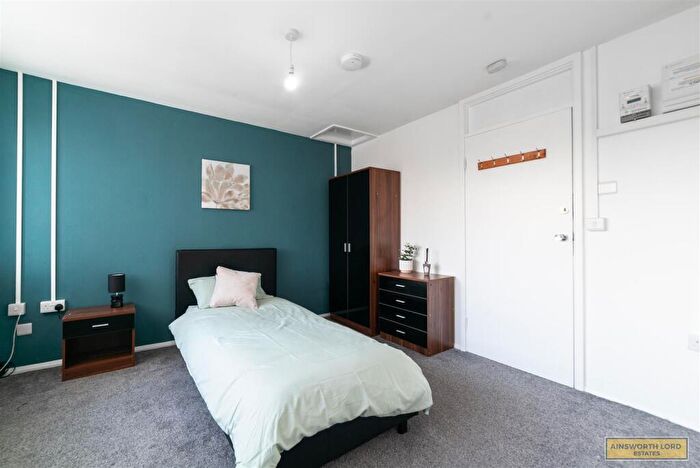 Studio To Rent In Studio Apt. Hazel Close, Blackburn, BB2