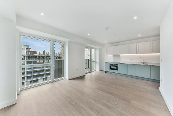 1 Bedroom Flat To Rent In Ellipse House, Royal Eden Docks, London, E16