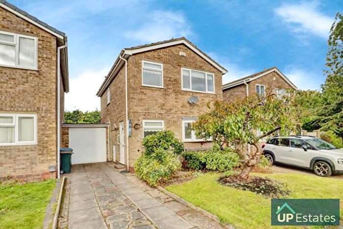 3 Bedroom Detached House To Rent In Stonebury Avenue, Coventry, CV5