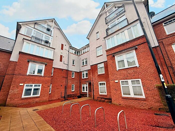 2 Bedroom Flat To Rent In Monument Court, Durham, DH1