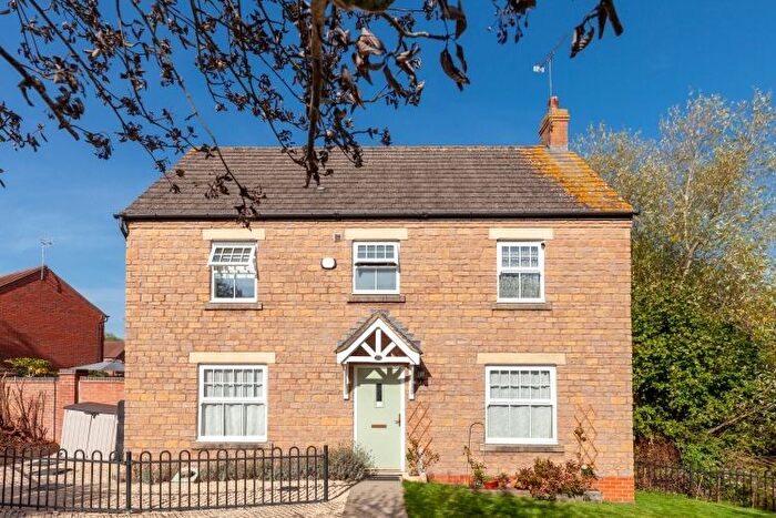 4 Bedroom Detached House To Rent In Lord Grandison Way, Banbury, OX16