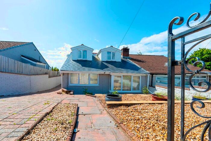 2 Bedroom Bungalow For Sale In Legions Way, Gelligaer, Hengoed, CF82