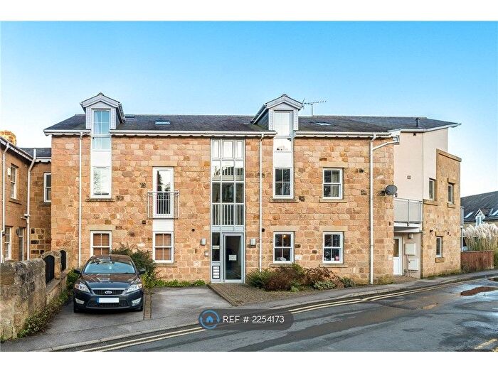 3 Bedroom Maisonette To Rent In Eller Court, Harrogate, HG1