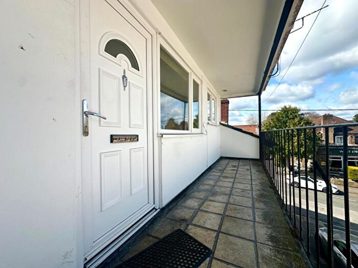 2 Bedroom Flat To Rent In High Street, West End, Southampton, Hampshire, SO30