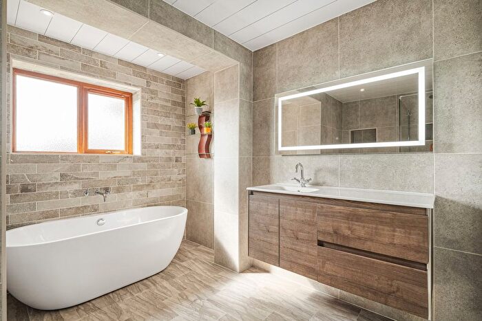 5 Bedroom Detached House For Sale In Brookfield Mews, Doncaster, DN5