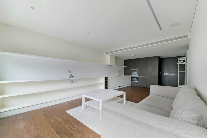 1 Bedroom Flat To Rent In Rathbone Place, Fitzrovia, London, W1T